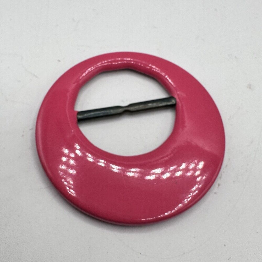 Vtg 80s Plastic & Metal Shirt Slide HOT PINK CIRCLE Belt Buckle Scarf Knot - Picture 2 of 3